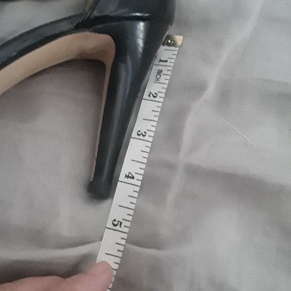 MICHAEL KORS  shoes - Picture 6 of 6